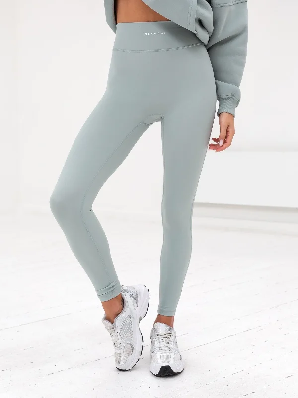 Plus Size Women's Stretch Cotton Tight Trousers in Navy for Comfortable Everyday WearUltimate Active Leggings - Mineral Blue Plus Size Women's Stretch Cotton Tight Trousers in Navy for Comfortable Everyday WearUltimate Active Leggings - Mineral Blue