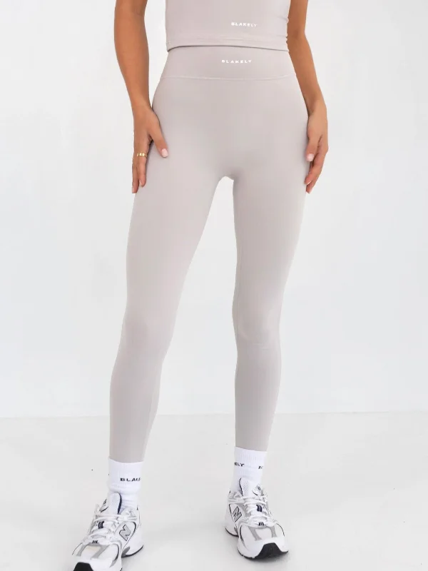 Women's Tight Trousers with Rhinestone Embellishments in Silver for a Sparkly LookUltimate Soft Leggings - Stone Women's Tight Trousers with Rhinestone Embellishments in Silver for a Sparkly LookUltimate Soft Leggings - Stone