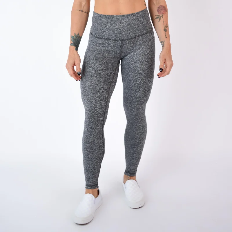 Women's Tight Trousers with Mesh Panels in Black for a Sexy and Modern AppearanceEl Toro Legging 25" - High Rise Women's Tight Trousers with Mesh Panels in Black for a Sexy and Modern AppearanceEl Toro Legging 25" - High Rise