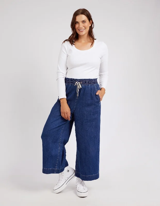 Plus Size Women's Embroidered Tight Trousers in White for a Feminine and Elegant StyleElm Greta Wide Leg Pant Dark Blue Plus Size Women's Embroidered Tight Trousers in White for a Feminine and Elegant StyleElm Greta Wide Leg Pant Dark Blue