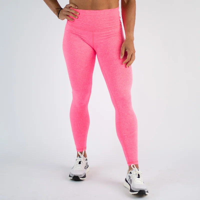 Plus Size Women's Plaid Tight Trousers in Multicolor for a Stylish and Classic LookEl Toro Legging 25" - High Rise Plus Size Women's Plaid Tight Trousers in Multicolor for a Stylish and Classic LookEl Toro Legging 25" - High Rise