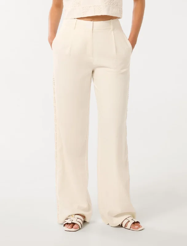 Bell - Bottom Style Women's Denim Pants with Embroidered DetailsHarmony Crochet Wide Leg Pants Bell - Bottom Style Women's Denim Pants with Embroidered DetailsHarmony Crochet Wide Leg Pants