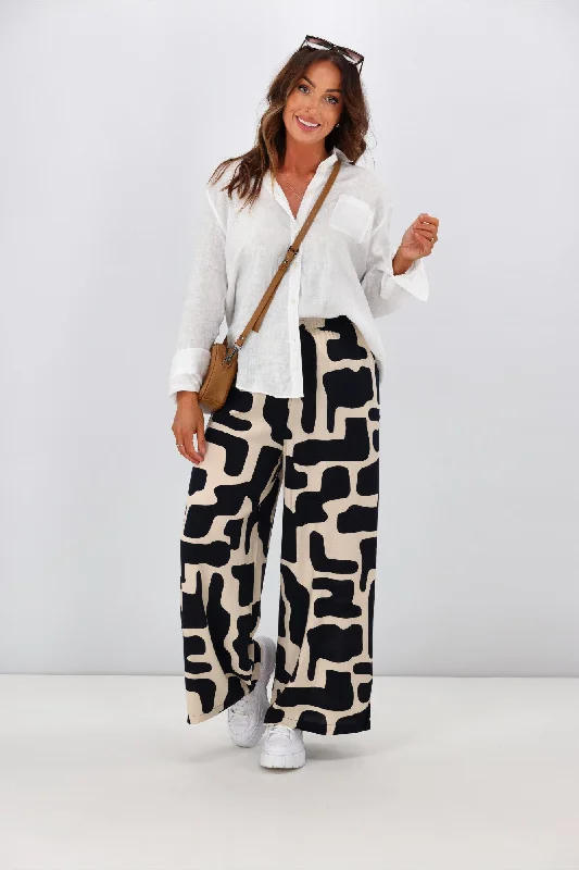Plus Size Women's Snake - Print Tight Trousers in Brown and Black for a Bold Fashion StatementNew U Collection Hannah Geo Print Wide Leg Pant Black Beige Plus Size Women's Snake - Print Tight Trousers in Brown and Black for a Bold Fashion StatementNew U Collection Hannah Geo Print Wide Leg Pant Black Beige