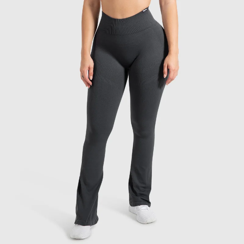 Women's Velvet Tight Trousers in Burgundy for a Luxurious and Elegant AppearanceSchlaghose Leggings Aylin Scrunch Women's Velvet Tight Trousers in Burgundy for a Luxurious and Elegant AppearanceSchlaghose Leggings Aylin Scrunch