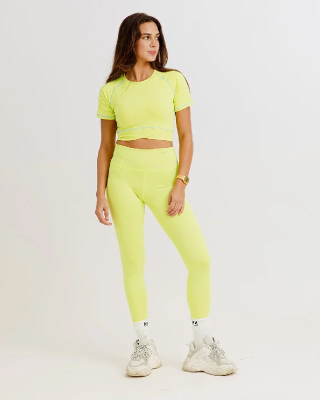 Women's Denim - Look Tight Trousers in Light Blue for a Casual and Versatile OptionSeamless Lime Leggings