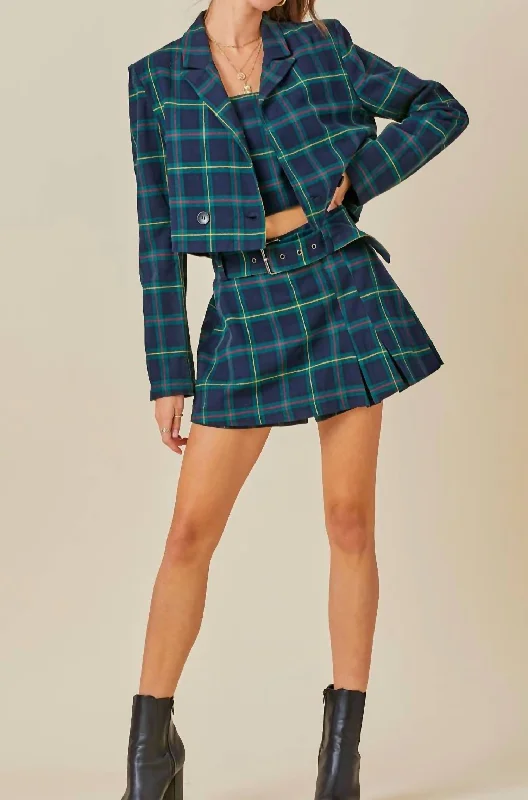 Oversized Women's Checkered Blazers in Black and White for a Trendy StyleAs If Cropped Blazer In Green Oversized Women's Checkered Blazers in Black and White for a Trendy StyleAs If Cropped Blazer In Green