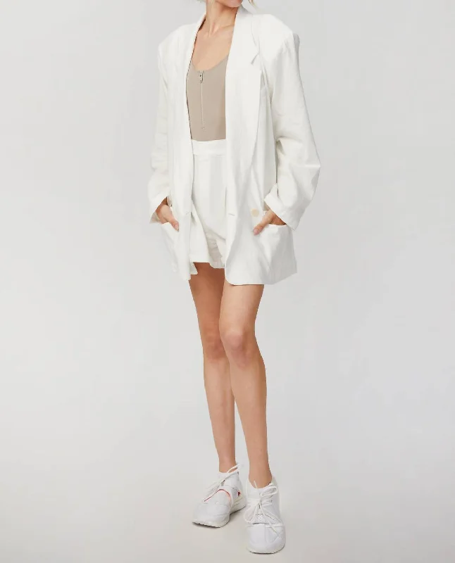 Plus Size Women's Faux Fur - Trimmed Blazers in Black for a Luxurious LookBeach Blazer In White Plus Size Women's Faux Fur - Trimmed Blazers in Black for a Luxurious LookBeach Blazer In White