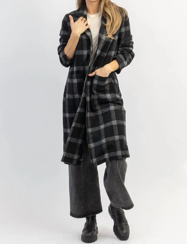 Single - Breasted Women's Tweed Blazers with Gold Buttons for a Classic LookLondon Calling Plaid Trench Coat In Black + Grey Single - Breasted Women's Tweed Blazers with Gold Buttons for a Classic LookLondon Calling Plaid Trench Coat In Black + Grey