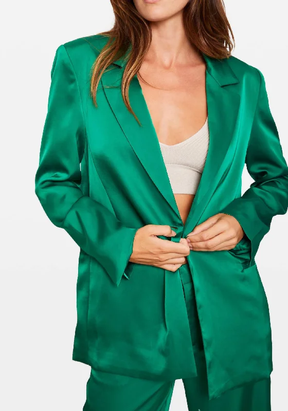 Single - Breasted Women's Linen Blend Blazers in Earth Tones for Casual WearMae Boyfriend Blazer In Holly Single - Breasted Women's Linen Blend Blazers in Earth Tones for Casual WearMae Boyfriend Blazer In Holly