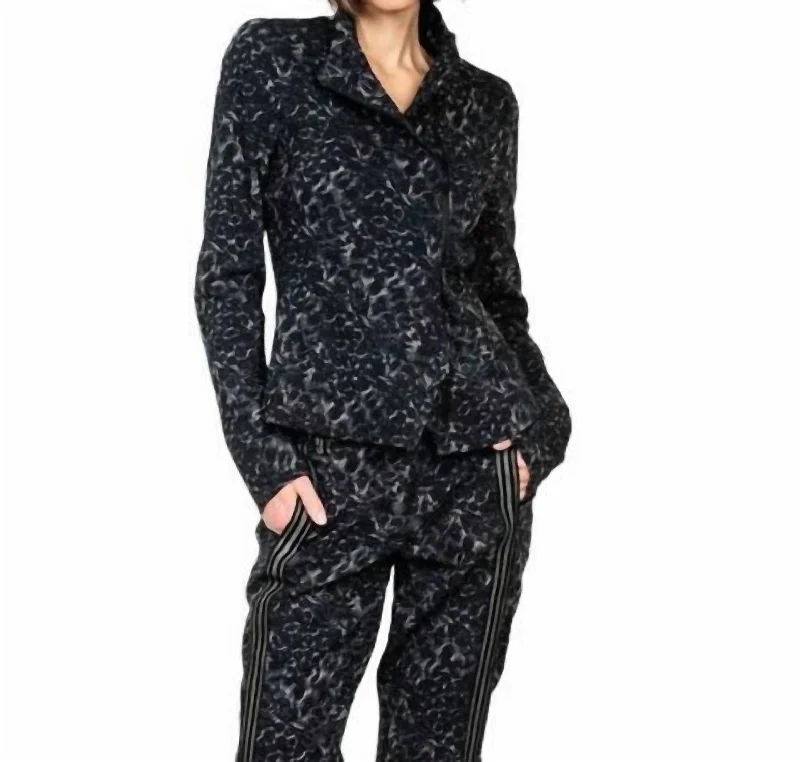 Plus Size Women's Faux Fur - Trimmed Blazers in Black for a Luxurious LookMilitary Jacket In Black/green Plus Size Women's Faux Fur - Trimmed Blazers in Black for a Luxurious LookMilitary Jacket In Black/green