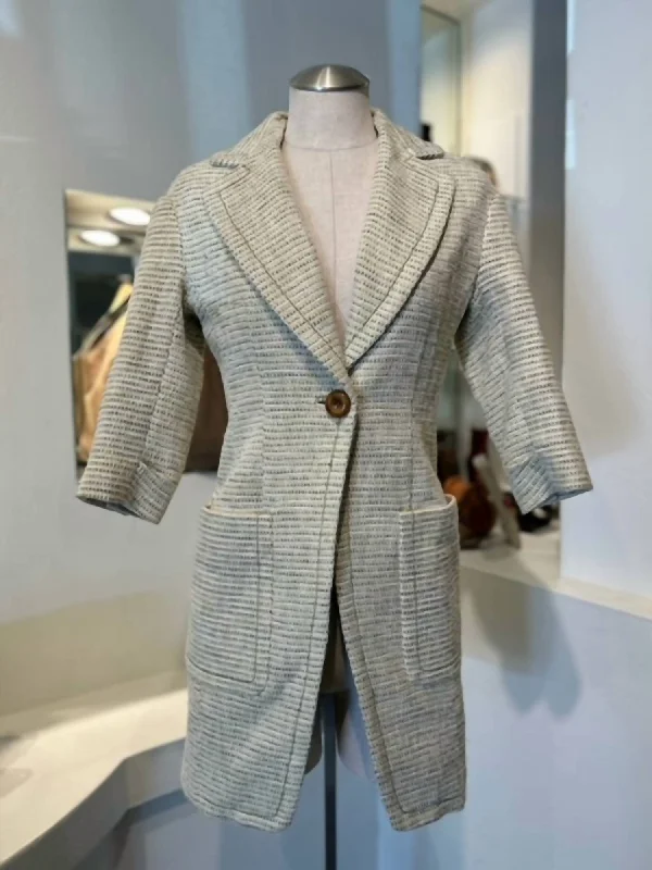 Oversized Women's Printed Blazers in Animal Patterns for a Statement PieceRawsilk Tweed Coat In Twinkle Oversized Women's Printed Blazers in Animal Patterns for a Statement PieceRawsilk Tweed Coat In Twinkle