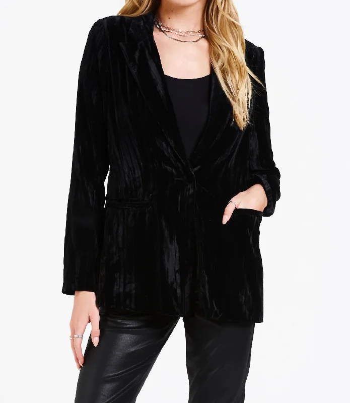 Oversized Women's Printed Blazers in Animal Patterns for a Statement PieceWylie Blazer Jacket In Black Oversized Women's Printed Blazers in Animal Patterns for a Statement PieceWylie Blazer Jacket In Black