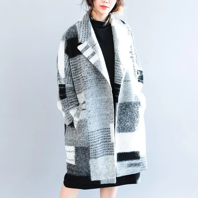 Belted women's cashmere coats in soft pastels for a luxurious feel2018 spring women Gray plaid wool jackets oversized woolen coats New long coats