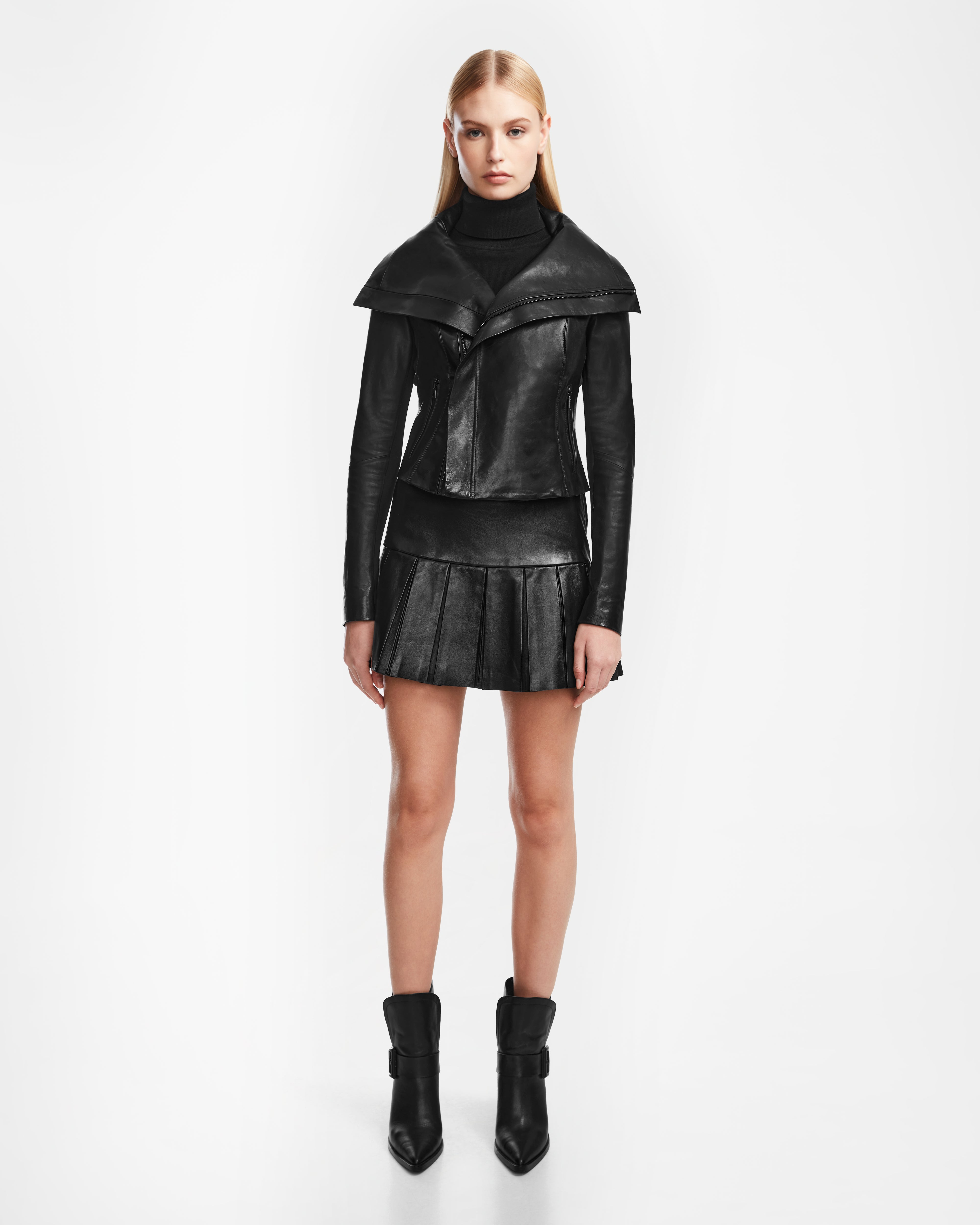 Long women's mac coats in a lightweight fabric for spring showersAVRIL - 8124561 Black