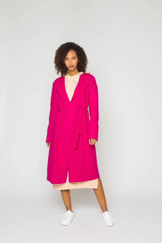 Mid - length women's down coats in a slim fit for a modern and sleek appearanceBara Studio Terry Coat Mid - length women's down coats in a slim fit for a modern and sleek appearanceBara Studio Terry Coat
