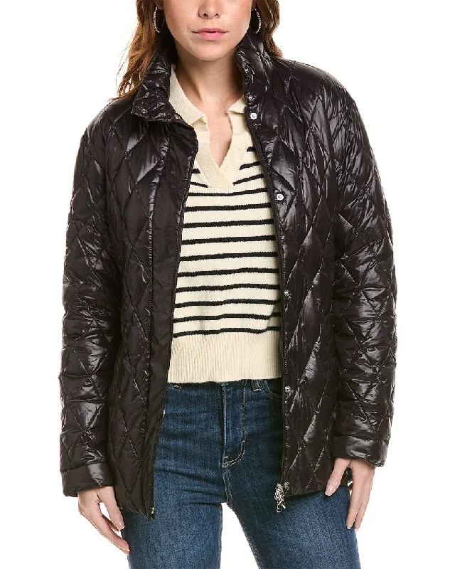 Long women's mac coats in a lightweight fabric for spring showersPatrizia Pepe Quilted Puffer Jacket Long women's mac coats in a lightweight fabric for spring showersPatrizia Pepe Quilted Puffer Jacket