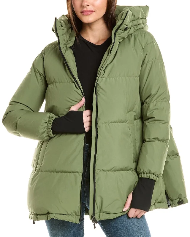 Checkered women's wool coats in a classic pattern for a timeless styleHerno Jacket