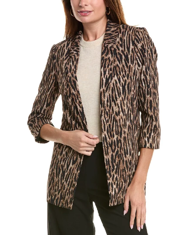 Petite women's wool blend coats with a tailored fit for a flattering silhouetteT Tahari Notch Collat Jacket Petite women's wool blend coats with a tailored fit for a flattering silhouetteT Tahari Notch Collat Jacket