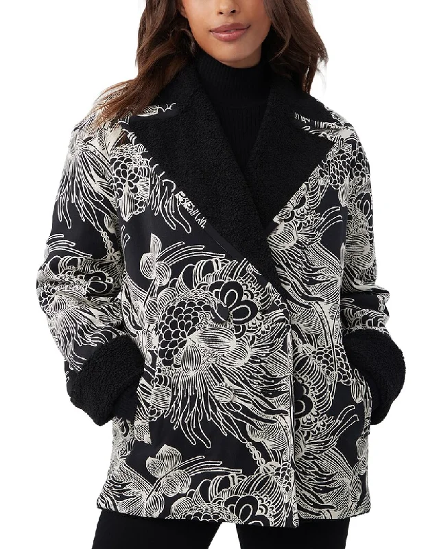 Long women's mac coats in a lightweight fabric for spring showersTrina Turk Banks Coat Long women's mac coats in a lightweight fabric for spring showersTrina Turk Banks Coat