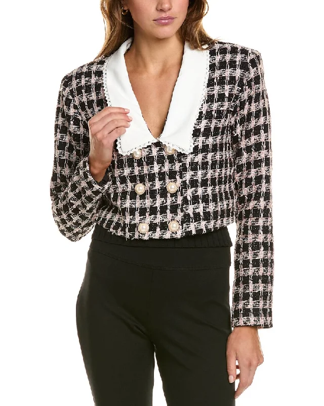 Mid - length women's down coats in a slim fit for a modern and sleek appearanceAlexia Admor Aurelia Jacket Mid - length women's down coats in a slim fit for a modern and sleek appearanceAlexia Admor Aurelia Jacket