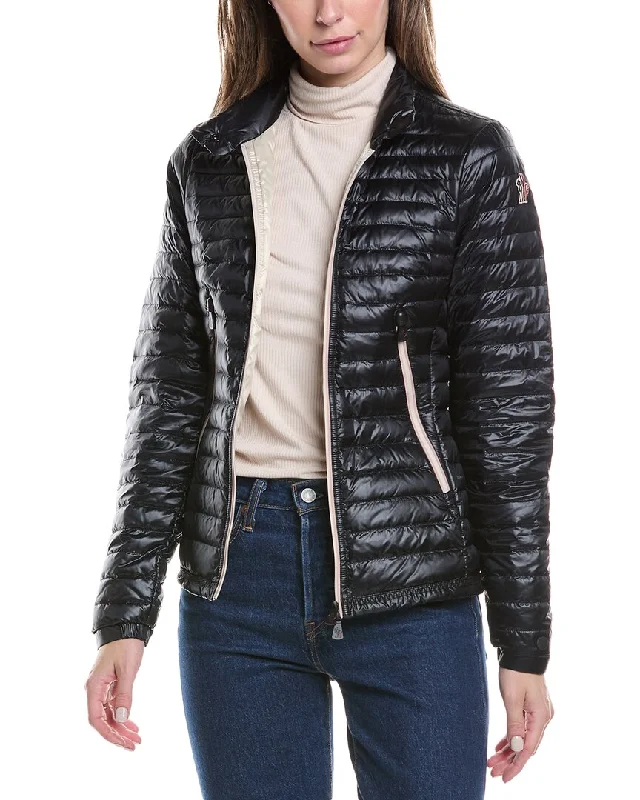 Women's long - sleeve wool coats in a houndstooth pattern for a classic charmMoncler Pontaix Jacket Women's long - sleeve wool coats in a houndstooth pattern for a classic charmMoncler Pontaix Jacket