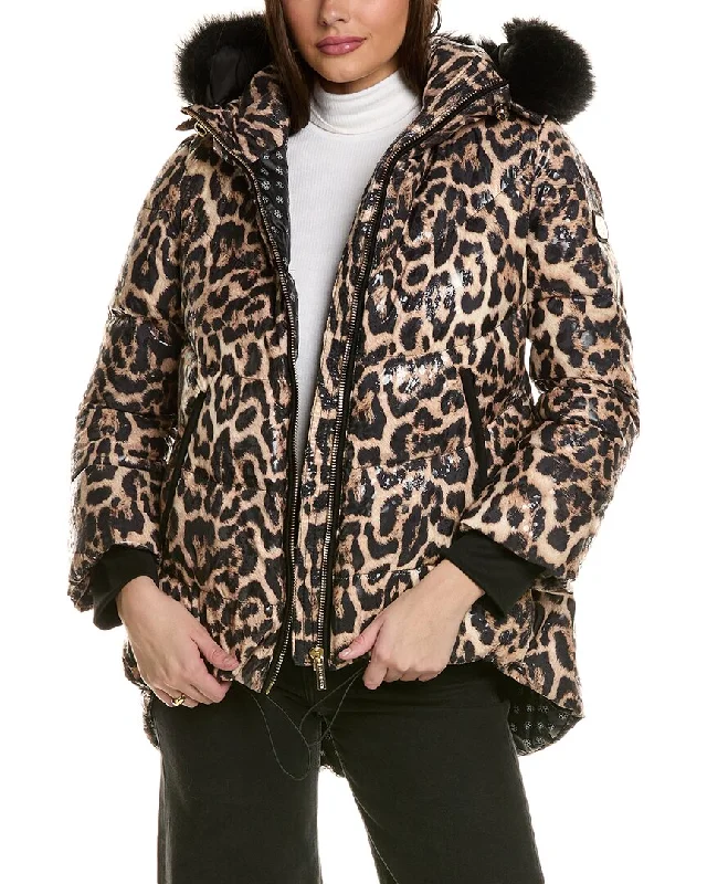 Women's knee - length wool blend coats with a fur collar for added warmthGorski Apres-Ski Coat Women's knee - length wool blend coats with a fur collar for added warmthGorski Apres-Ski Coat