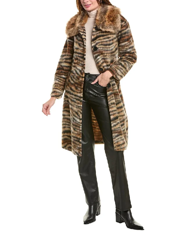 Women's cropped leather coats with silver studs for an edgy lookLa Fiorentina Animal Print Wool Coat Women's cropped leather coats with silver studs for an edgy lookLa Fiorentina Animal Print Wool Coat
