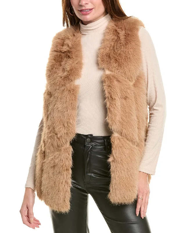 Petite women's wool blend coats with a tailored fit for a flattering silhouetteLa Fiorentina Vest Petite women's wool blend coats with a tailored fit for a flattering silhouetteLa Fiorentina Vest