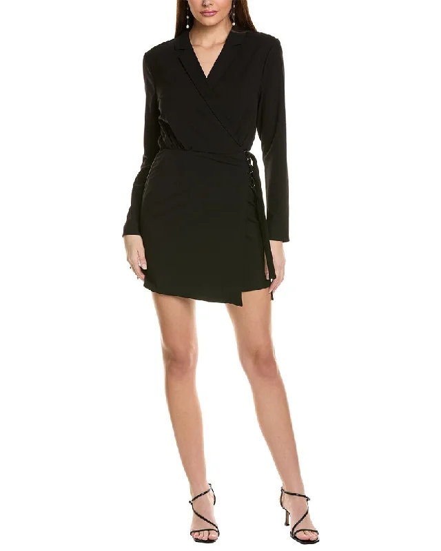 Women's cropped leather coats with silver studs for an edgy lookWayf Coat