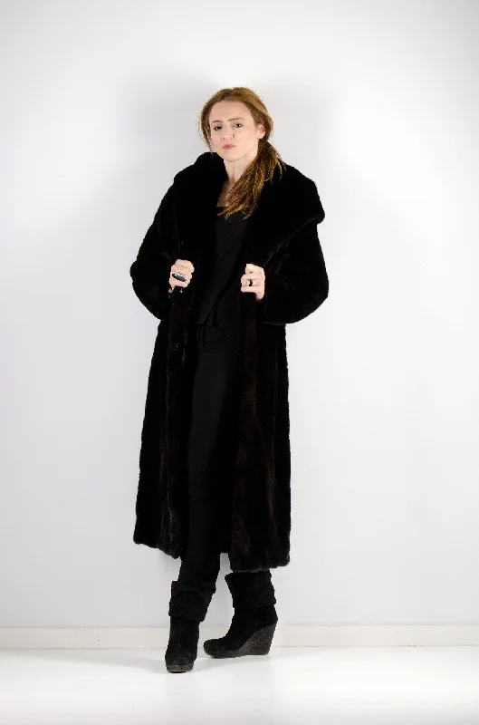 Hooded women's puffer coats in neon colors for high - visibility sports28 | Brown Hooded Mink Coat