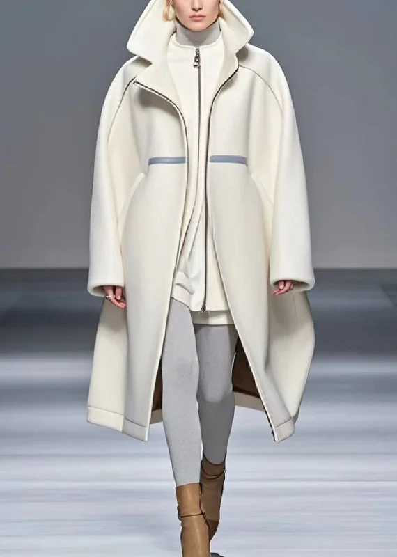 Long women's mac coats in a lightweight fabric for spring showersBoho White Oversized Woolen Trench Coat Fall Long women's mac coats in a lightweight fabric for spring showersBoho White Oversized Woolen Trench Coat Fall