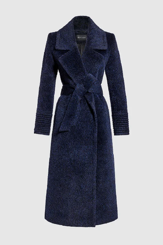 Women's long - sleeve wool coats in a houndstooth pattern for a classic charmBouclé Alpaca Long Notched Collar Wrap Coat Women's long - sleeve wool coats in a houndstooth pattern for a classic charmBouclé Alpaca Long Notched Collar Wrap Coat