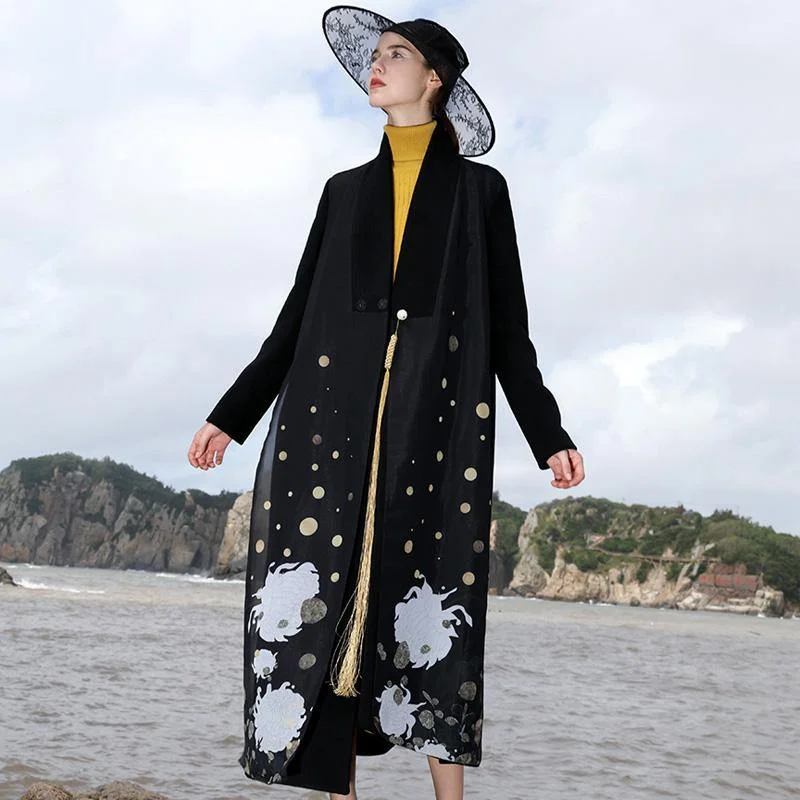 Long women's mac coats in a lightweight fabric for spring showersboutique black wool coat oversized maxi coat V neck side open jacket embroider long coats