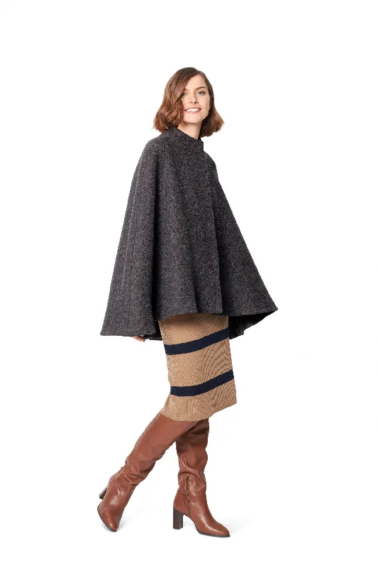 Oversized women's wool coats in a monochromatic look for a trendy outfitBurda Cape 6063 Oversized women's wool coats in a monochromatic look for a trendy outfitBurda Cape 6063