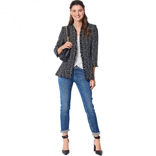 Checkered women's wool coats in a classic pattern for a timeless styleBurda Jacket 6029 Checkered women's wool coats in a classic pattern for a timeless styleBurda Jacket 6029