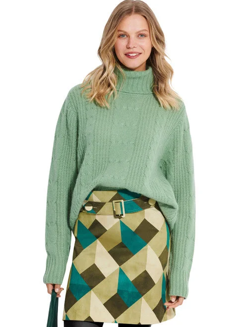 Oversized women's wool coats in a monochromatic look for a trendy outfitBurda Skirt 5868