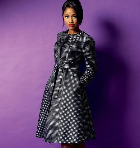 Women's knee - length wool blend coats with a fur collar for added warmthButterick Jacket and Coat B5966