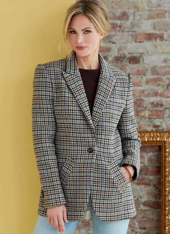 Quilted down women's coats with removable hoods for outdoor activitiesButterick Jacket B6862