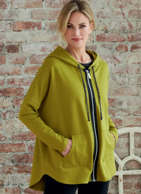 Women's pea coats with brass buttons for a nautical - inspired styleButterick Jacket B6863