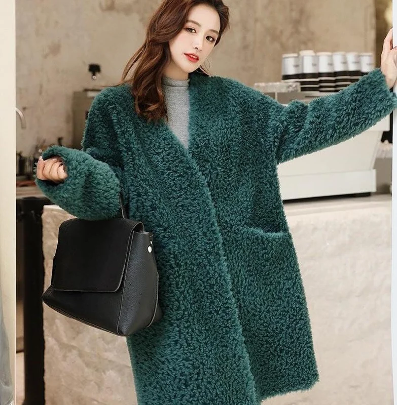 Women's faux fur coats in bright colors for a bold fashion statementCasual Korean Winter Women's Solid Sheep Shearling Wool Fur Coats & Jackets