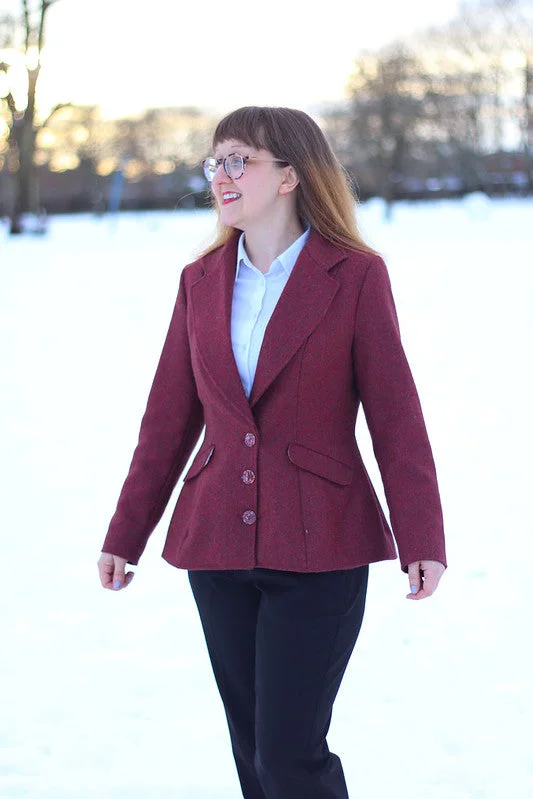 Women's long - sleeve wool coats in a houndstooth pattern for a classic charmCharlotte Emma Patterns Barberry Jacket