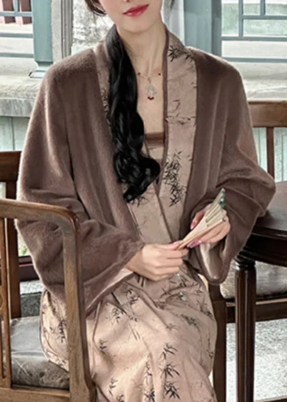 Embroidered women's cotton coats in a bohemian pattern for a unique designChic Coffee V Neck Print Patchwork Leather And Fur Coat Winter