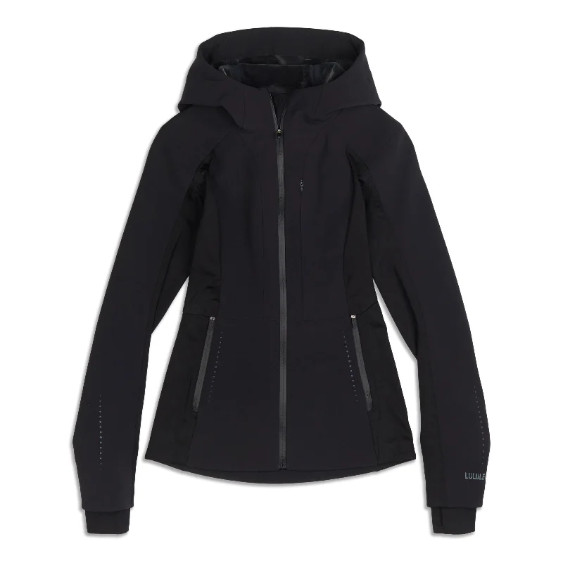 Women's pea coats with brass buttons for a nautical - inspired styleCross Chill Jacket Women's pea coats with brass buttons for a nautical - inspired styleCross Chill Jacket