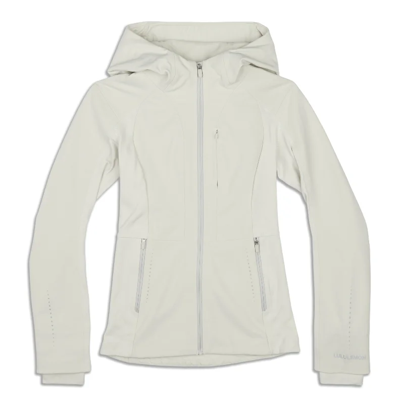 Women's knee - length wool blend coats with a fur collar for added warmthCross Chill Jacket