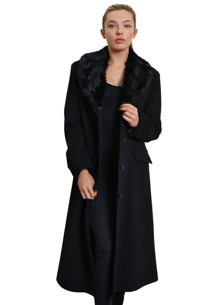 Long women's mac coats in a lightweight fabric for spring showersDe La Creme Womens Oversized Faux Fur Collar Long Coat