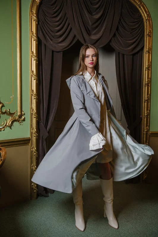 Checkered women's wool coats in a classic pattern for a timeless styleDouble Breasted Trench Coat for Spring in Grey | 'Graceful Grey'