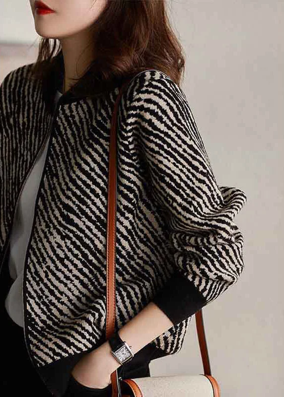 Petite women's wool blend coats with a tailored fit for a flattering silhouetteFashion Black O-Neck Zippered Striped Knit Coat Long Sleeve
