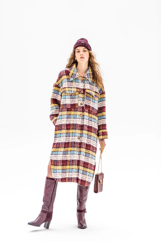 Women's knee - length wool blend coats with a fur collar for added warmthFibre Mood Rya Shirt and Coat Women's knee - length wool blend coats with a fur collar for added warmthFibre Mood Rya Shirt and Coat