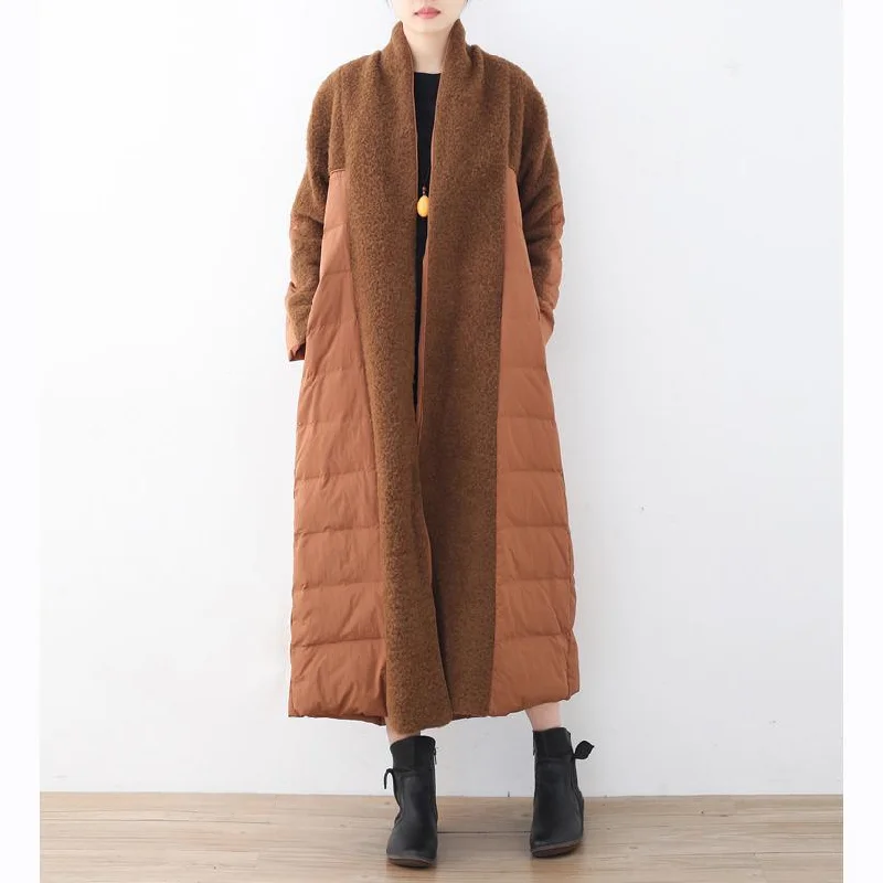 Embroidered women's cotton coats in a bohemian pattern for a unique designFine chocolate down jacket oversized V neck patchwork down jacket thick pockets winter outwear Embroidered women's cotton coats in a bohemian pattern for a unique designFine chocolate down jacket oversized V neck patchwork down jacket thick pockets winter outwear
