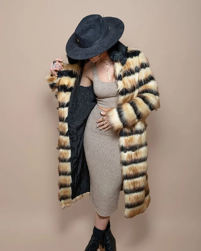 Women's faux fur coats in bright colors for a bold fashion statementWomen's Long Faux Fur Coat | Gazelle